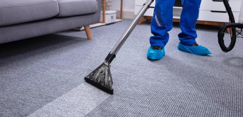 Commercial carpet steam cleaning service in an office in Ventura, CA
