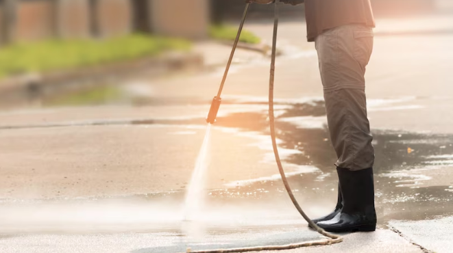 Commercial-Grade Pressure Washing Equipment in Ventura